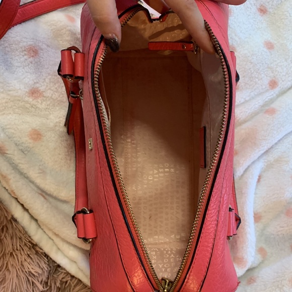 Coral Kate Spade handbag with strap - Picture 4 of 4